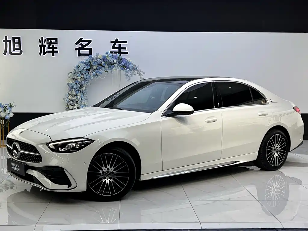 Mercedes-Benz C-Class 2024