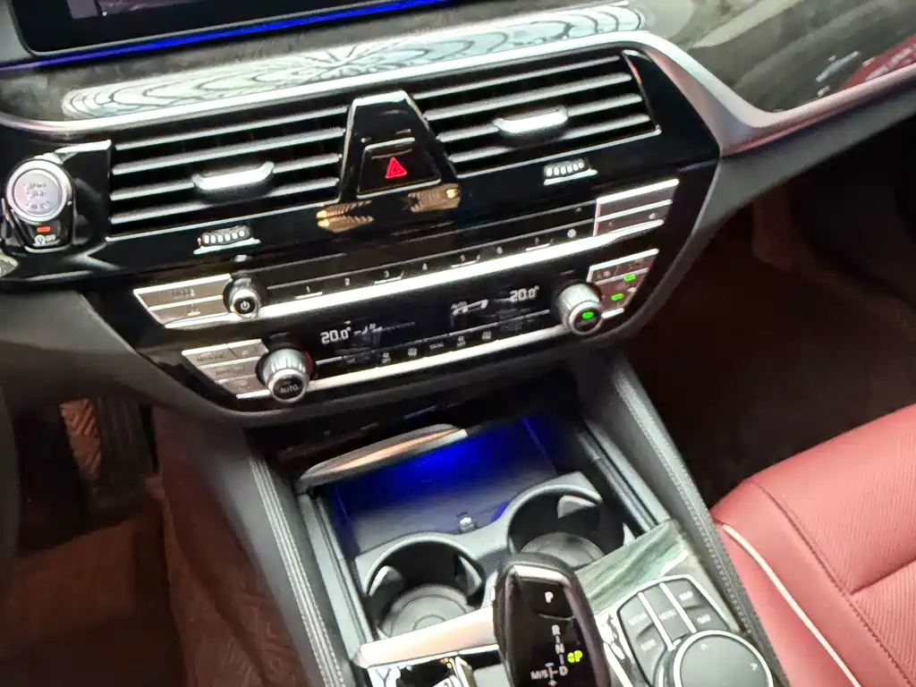 BMW 5 Series 2023 — фото 13