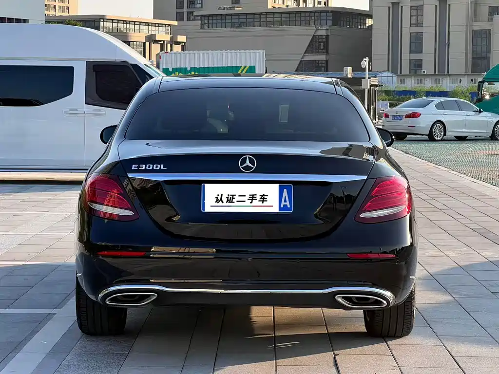Mercedes-Benz E-Class 2020 — фото 8