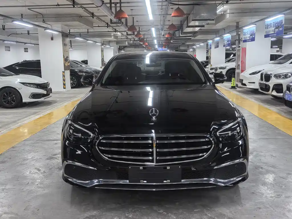 Mercedes-Benz E-Class 2023