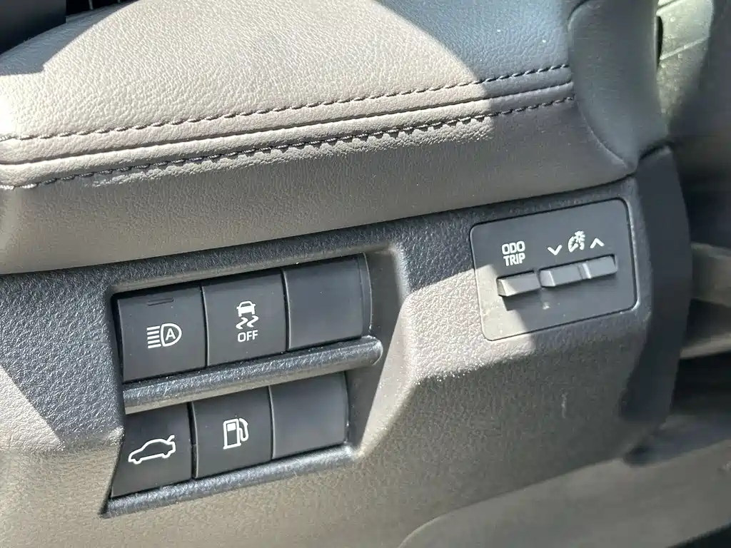 Toyota Avalon 2020 — фото 16