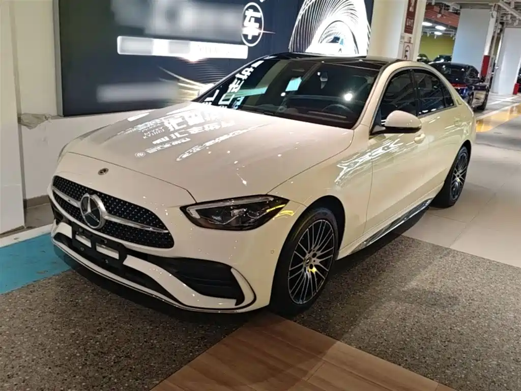 Mercedes-Benz C-Class 2023 — фото 2