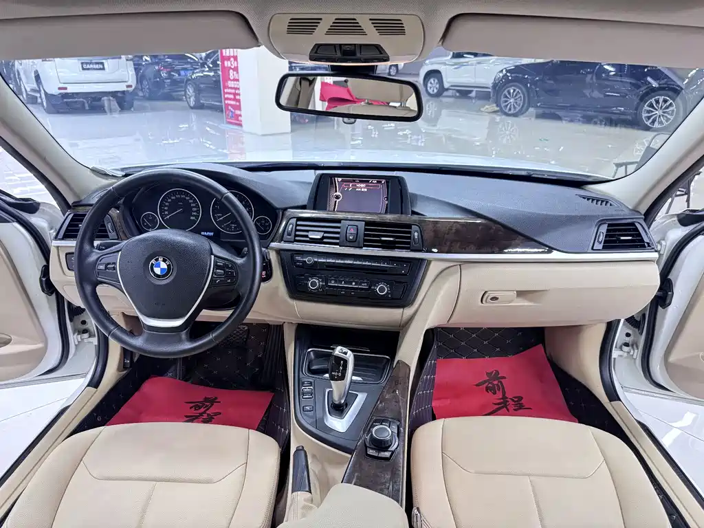 BMW 3 Series 2013 — фото 11