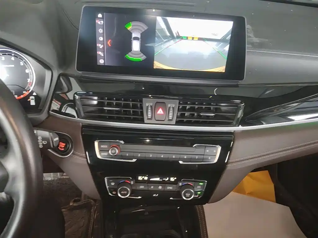 BMW X2 2022 — фото 13