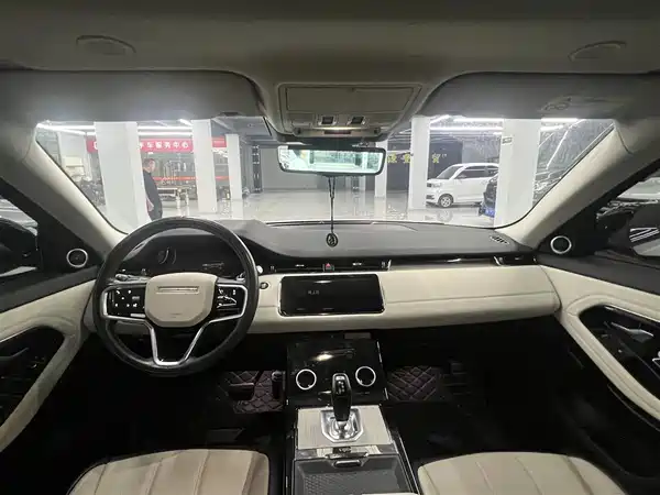 Land Rover Range Rover Evoque 2023