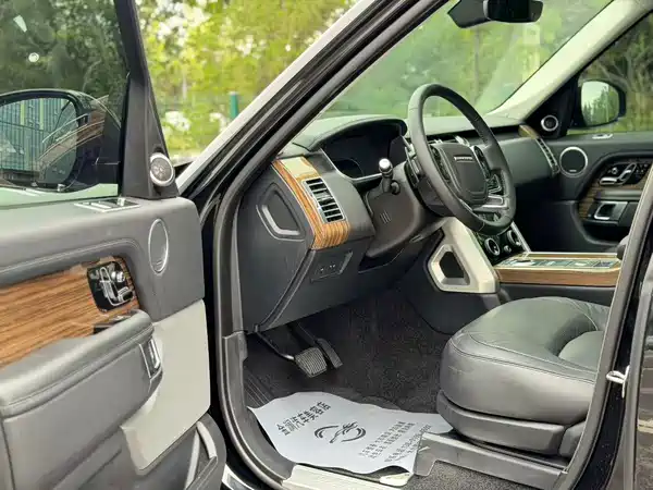 Land Rover Range Rover 2019