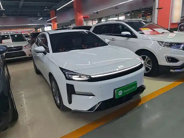 Geely Galaxy L6 2025