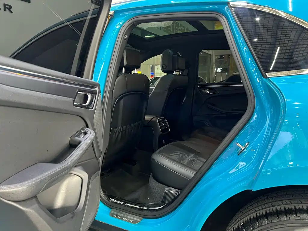 Porsche Macan 2019 — фото 18