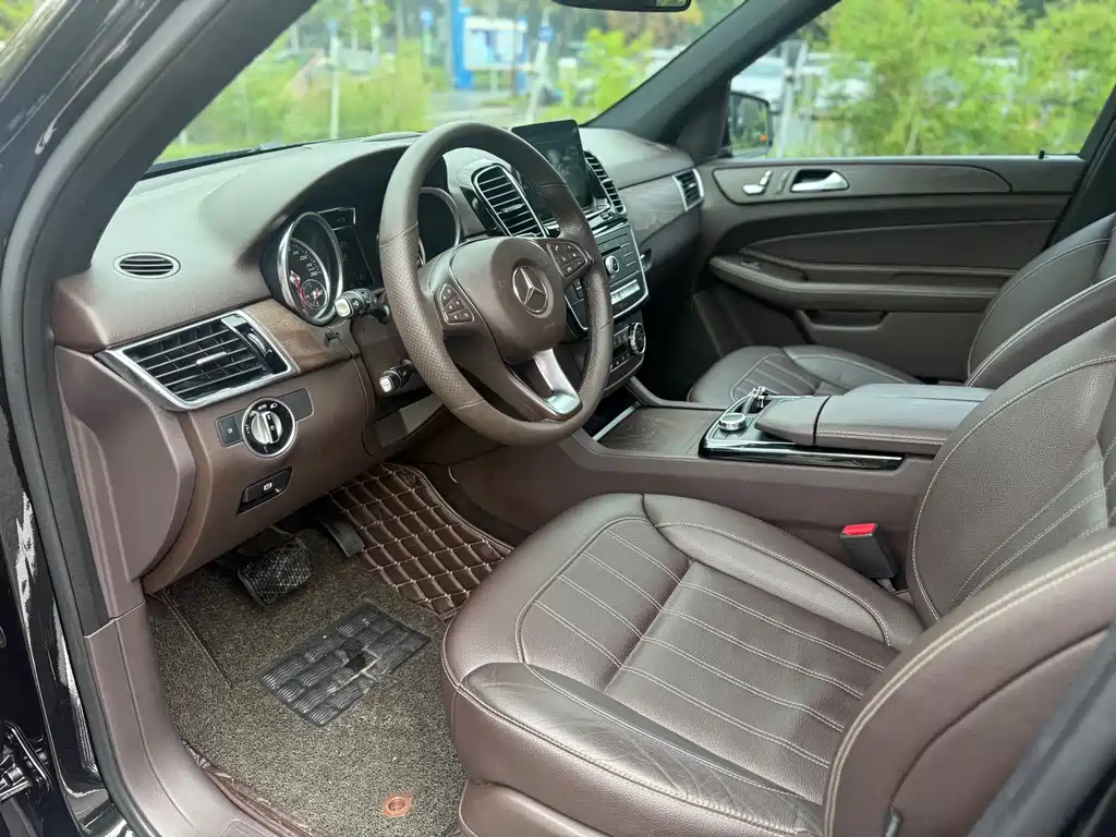 Mercedes-Benz GLE 2016 — фото 15