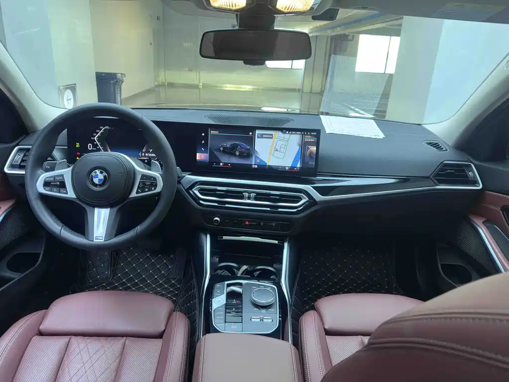 BMW 3 Series 2023 — фото 12