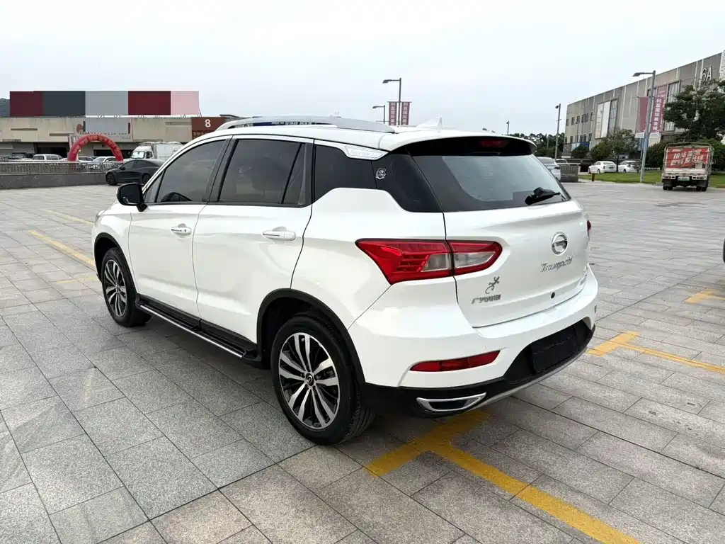 GAC Motor Trumpchi GS4 2018 — фото 4