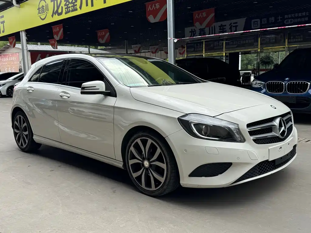Mercedes-Benz A-Class 2016 — фото 3