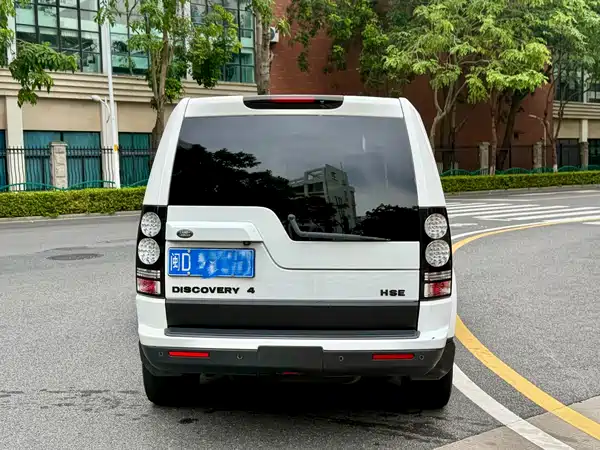Land Rover Discovery 2016