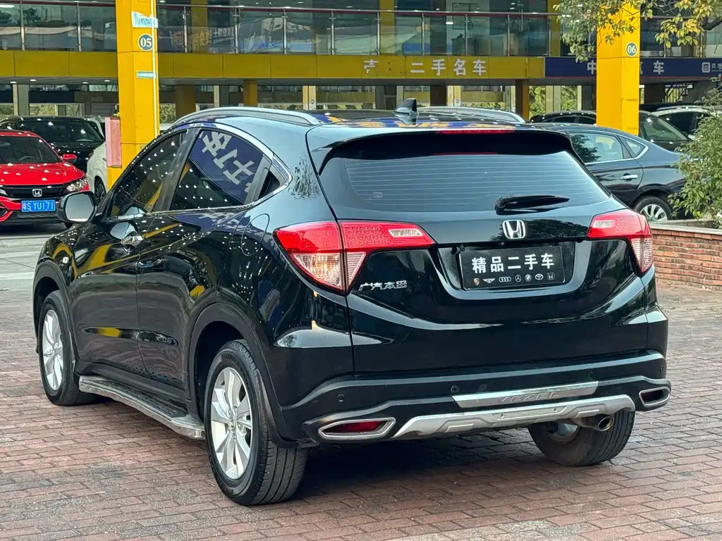 Honda Vezel 2015 — фото 16