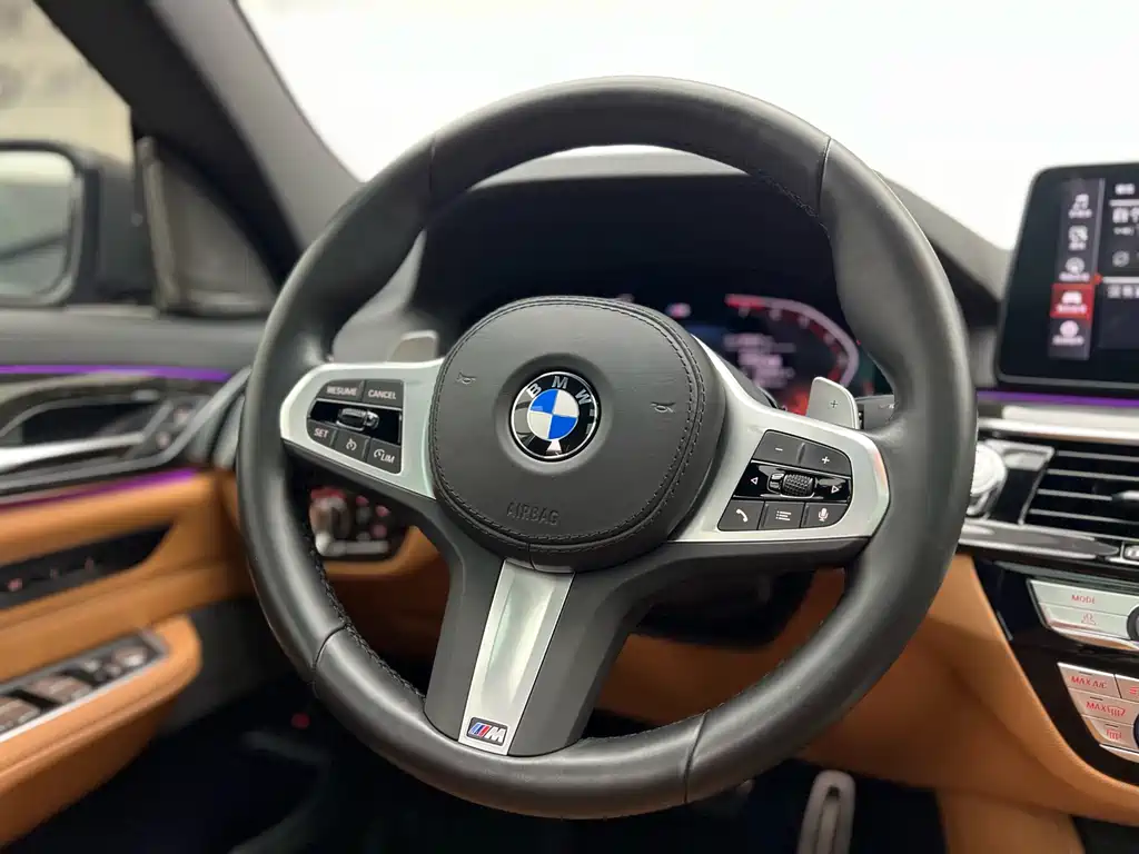 BMW 6 Series GT 2022 — фото 17