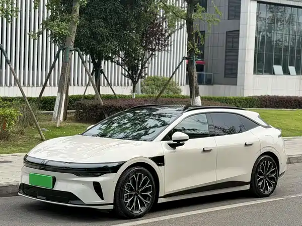 Zeekr 007GT 2025