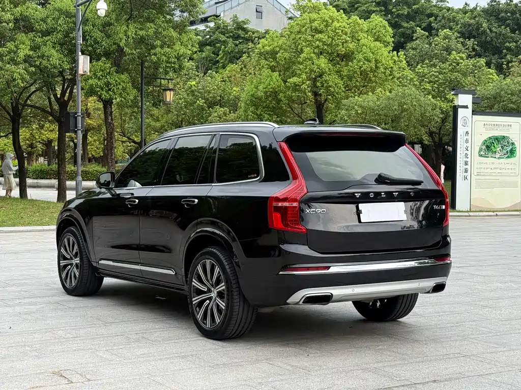 Volvo XC90 2019 — фото 9