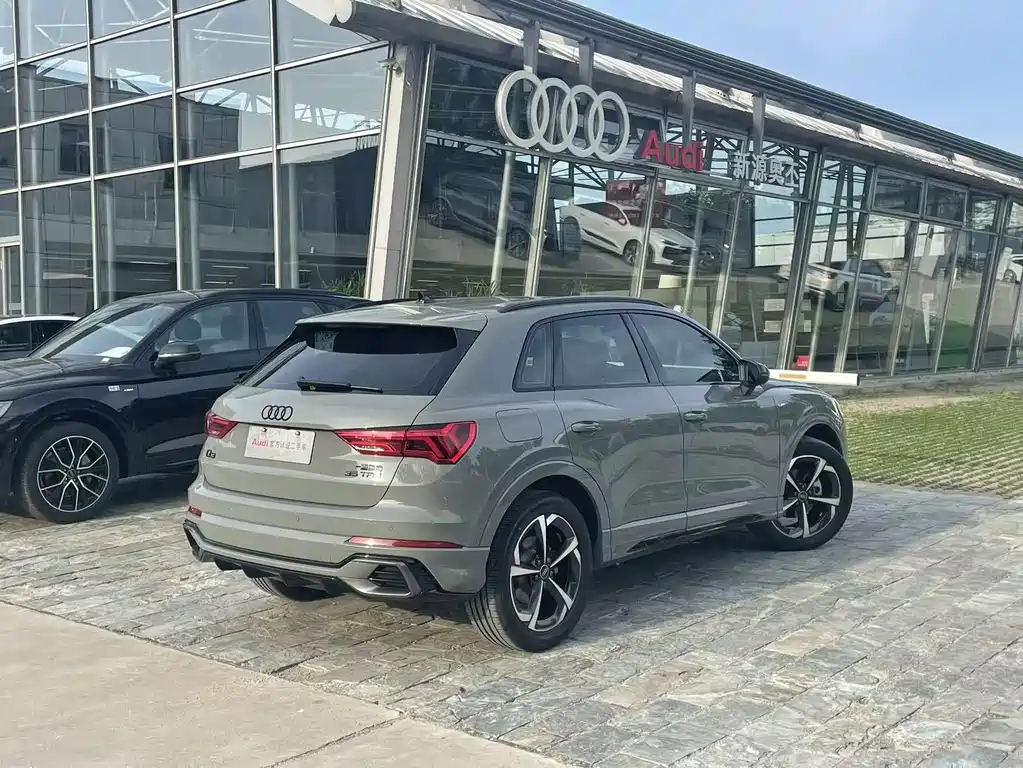 Audi Q3 2024 — фото 7