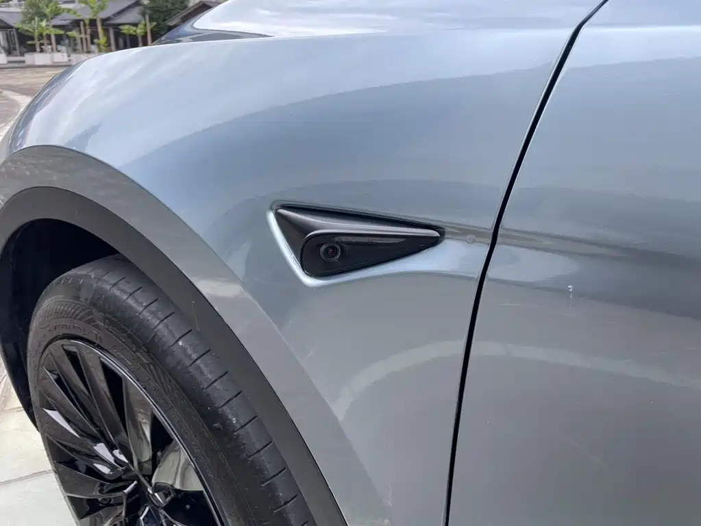 Tesla Model Y 2024 — фото 16
