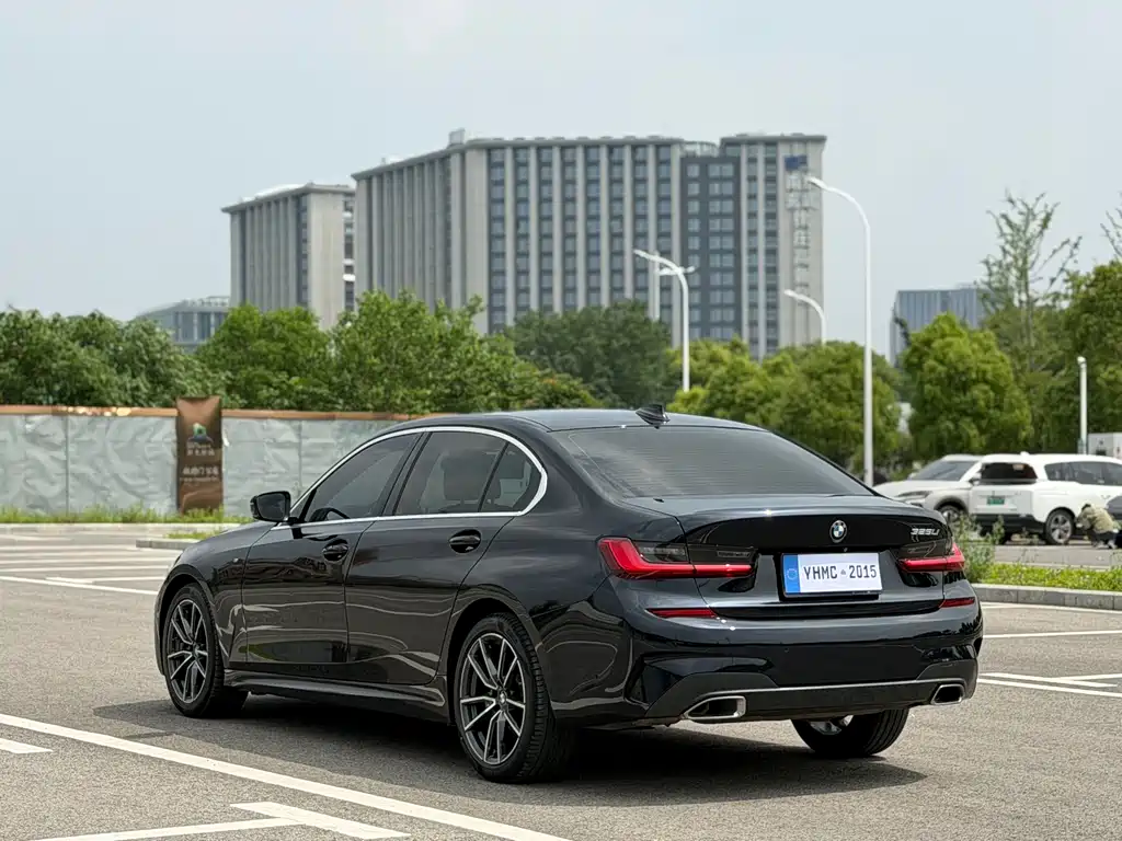 BMW 3 Series 2020 — фото 18