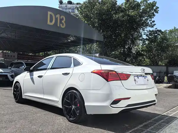 Hyundai Mistra 2019