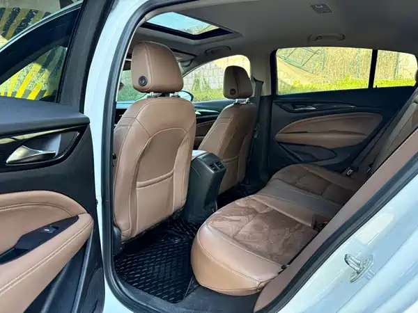 Buick Regal 2019