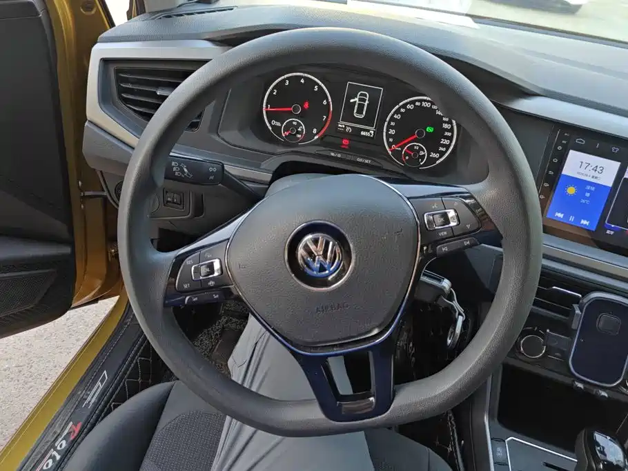 Volkswagen Polo 2019 — фото 15