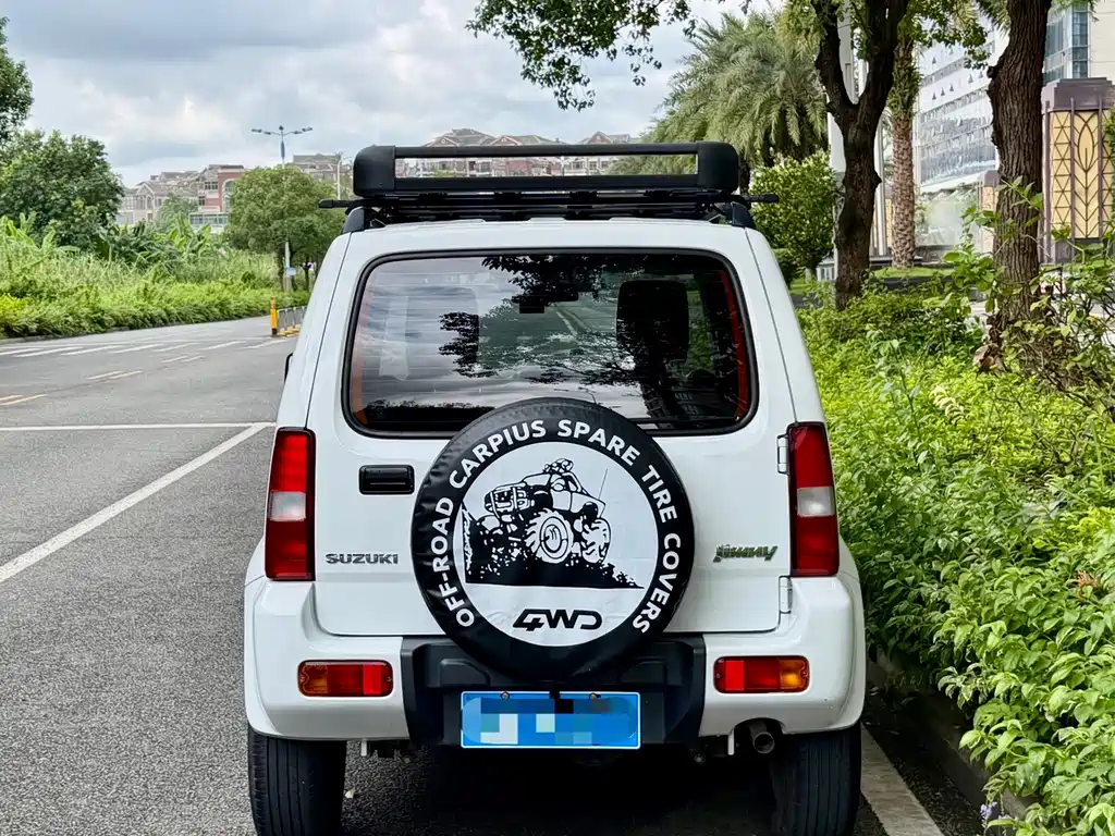 Suzuki Jimny 2014 — фото 10