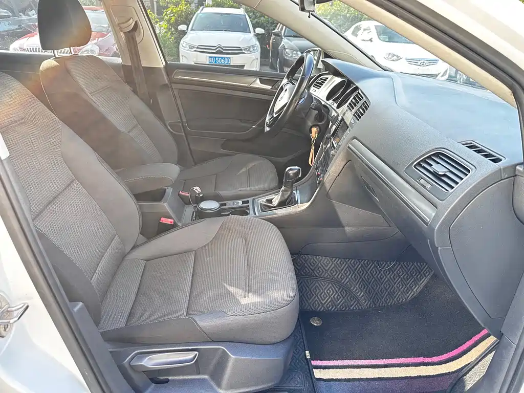 Volkswagen Golf 2016
