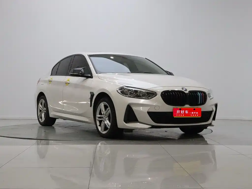 BMW 1 Series 2022
