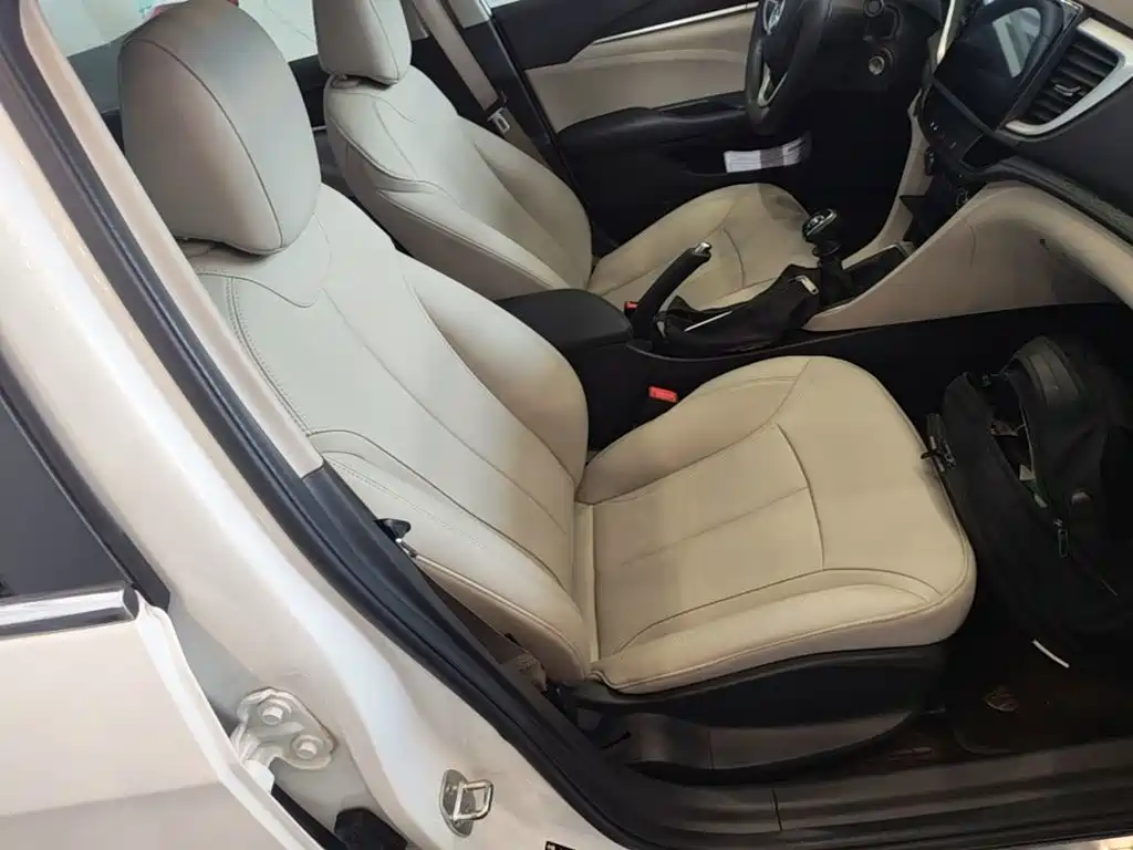 Buick Excelle GT 2019 — фото 25