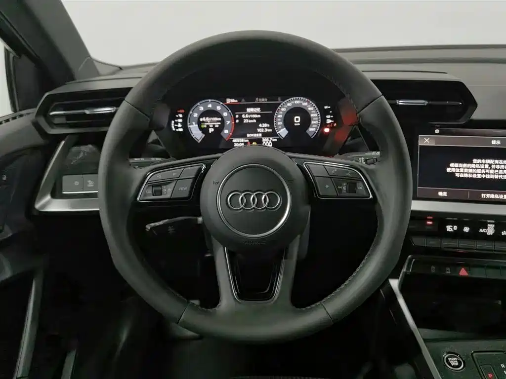 Audi A3 2021 — фото 11