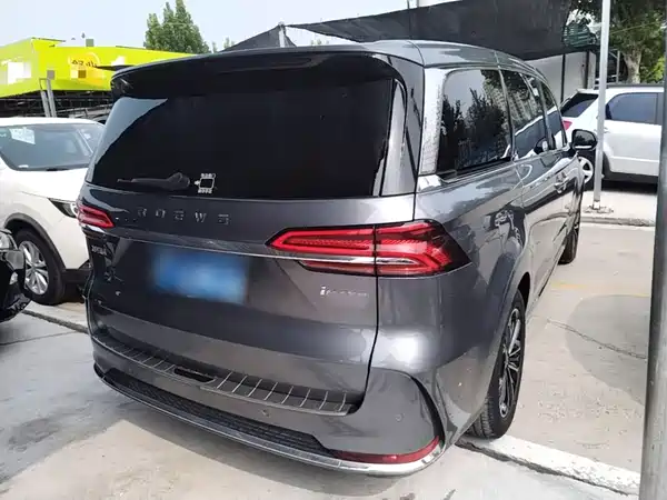 Roewe iMAX8 2023