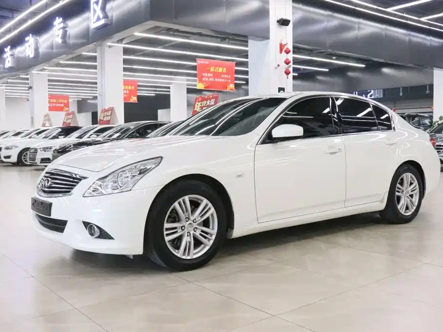 Infiniti G Series 2011