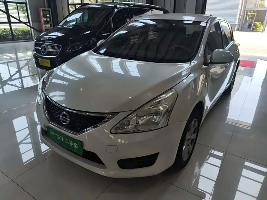 Nissan Tiida 2016