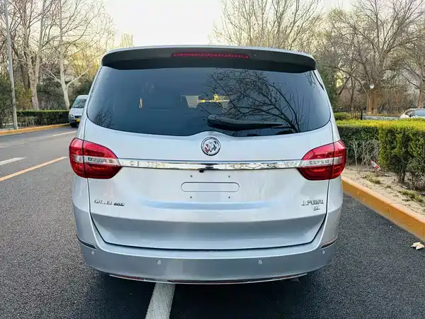 Buick GL8 2019
