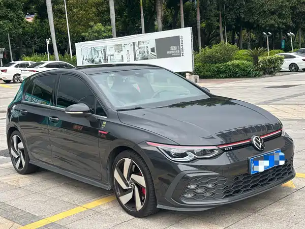 Volkswagen Golf GTI 2022
