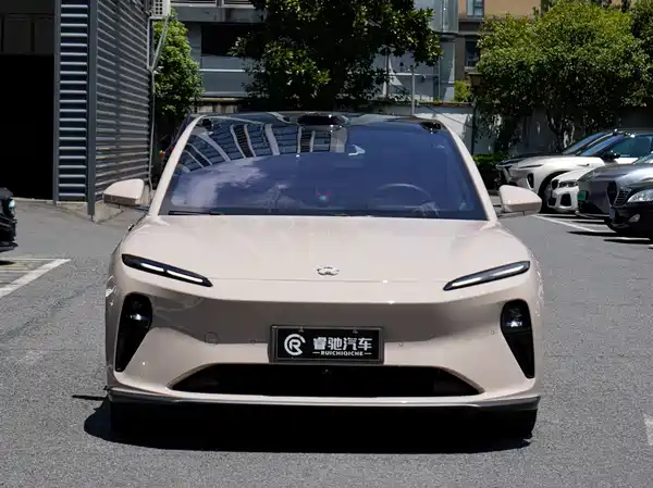 NIO ET5 2023