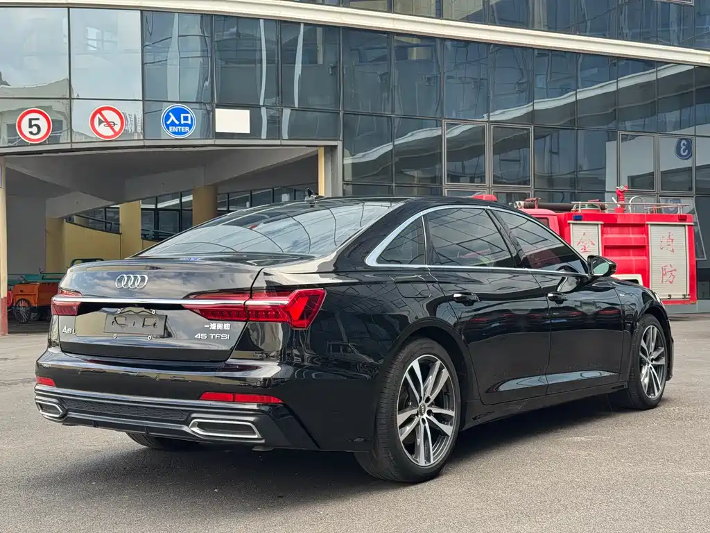 Audi A6L 2019 — фото 5