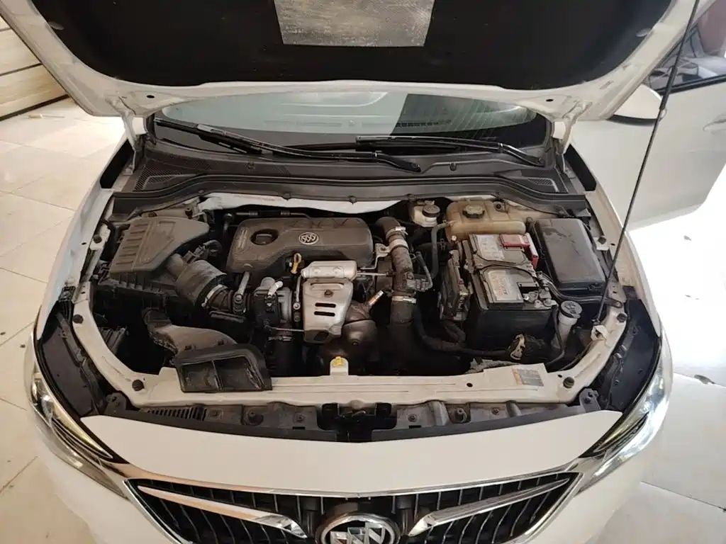 Buick Excelle 2018 — фото 20