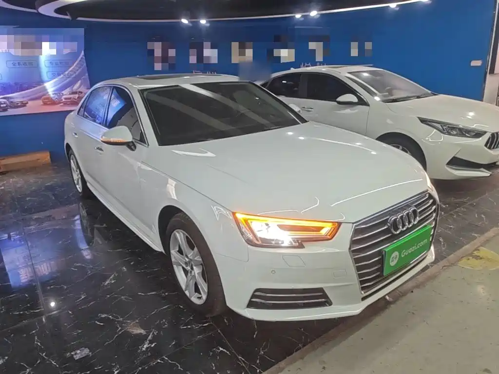 Audi A4L 2018