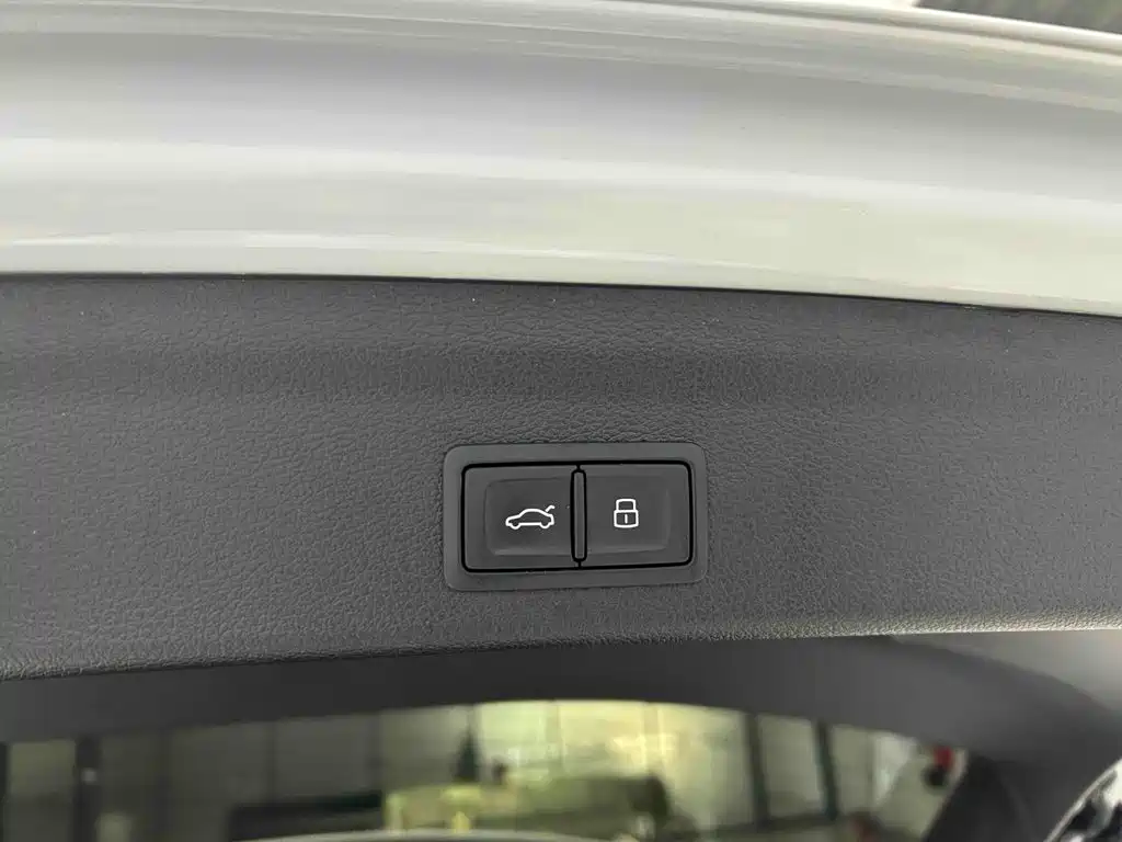Audi Q3 2022 — фото 17