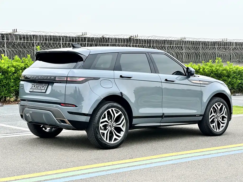 Land Rover Evoque 2021 — фото 7
