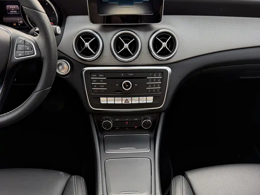 Mercedes-Benz CLA 2017 — фото 21