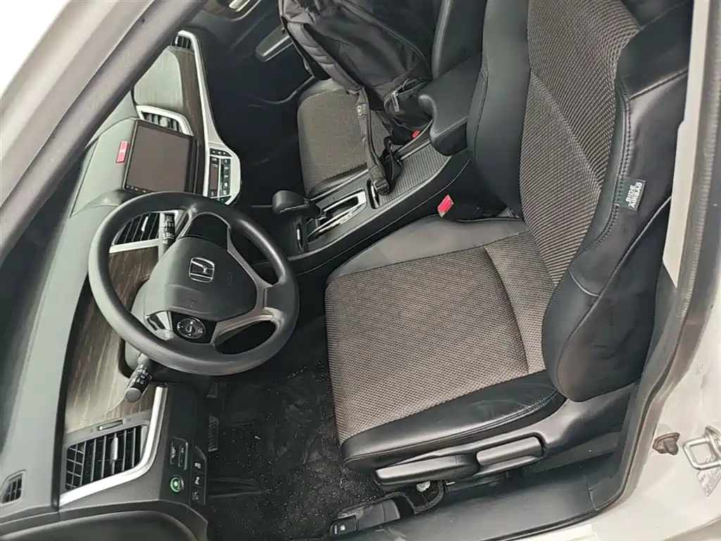 Honda Jade 2018 — фото 11