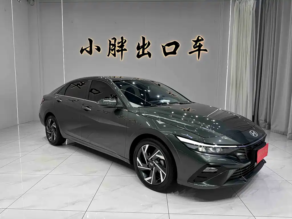 Hyundai Elantra 2024