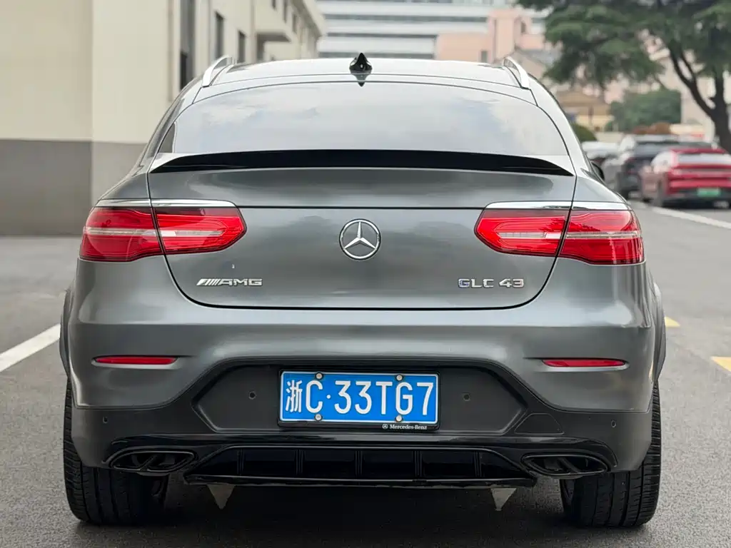 Mercedes-Benz GLC Coupe AMG 2018 — фото 4