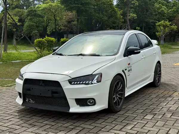 Mitsubishi Lancer EX 2016