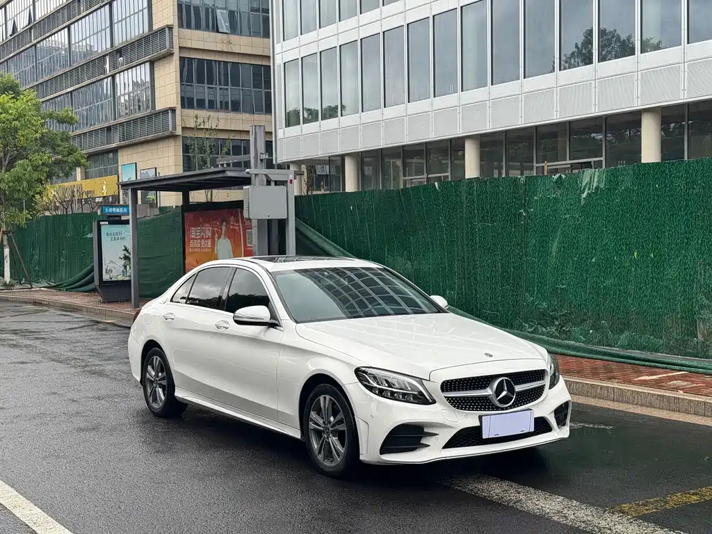 Mercedes-Benz C-Class 2019 — фото 4