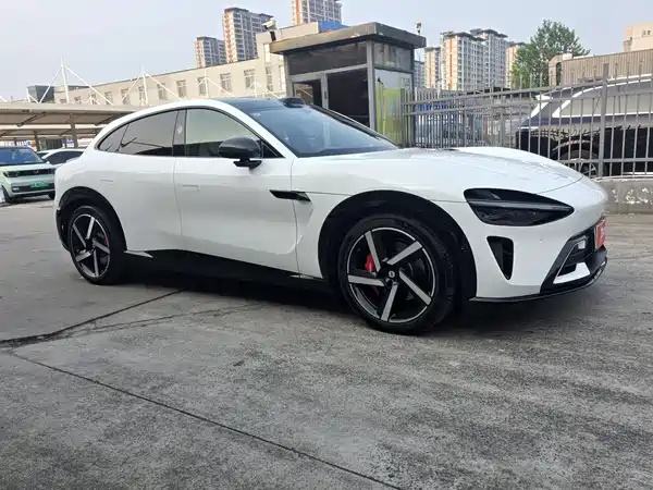 Xiaomi YU7 2025